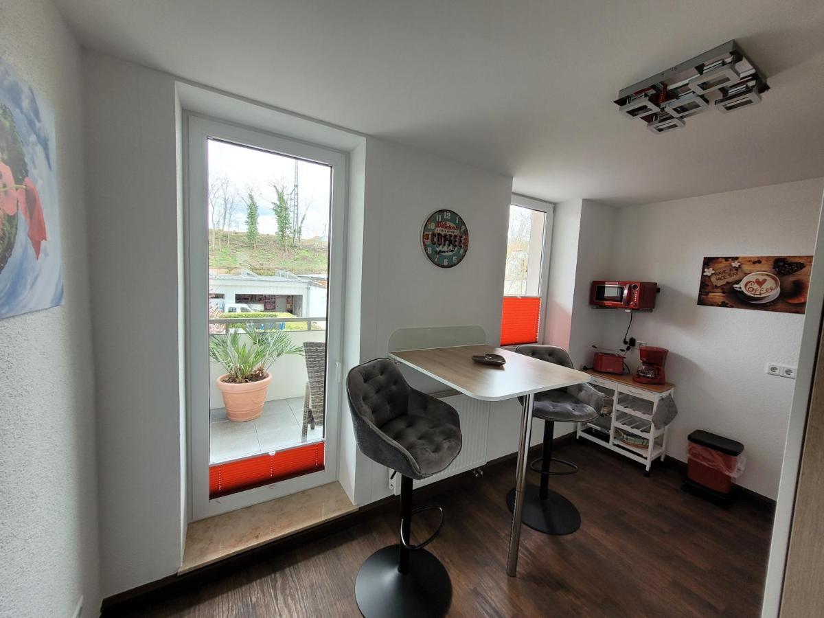Ferienwohnung Oder Studio Dresden-Neustadt Inkl Parkplatz Mit Balkon Oder Terrasse Zewnętrze zdjęcie