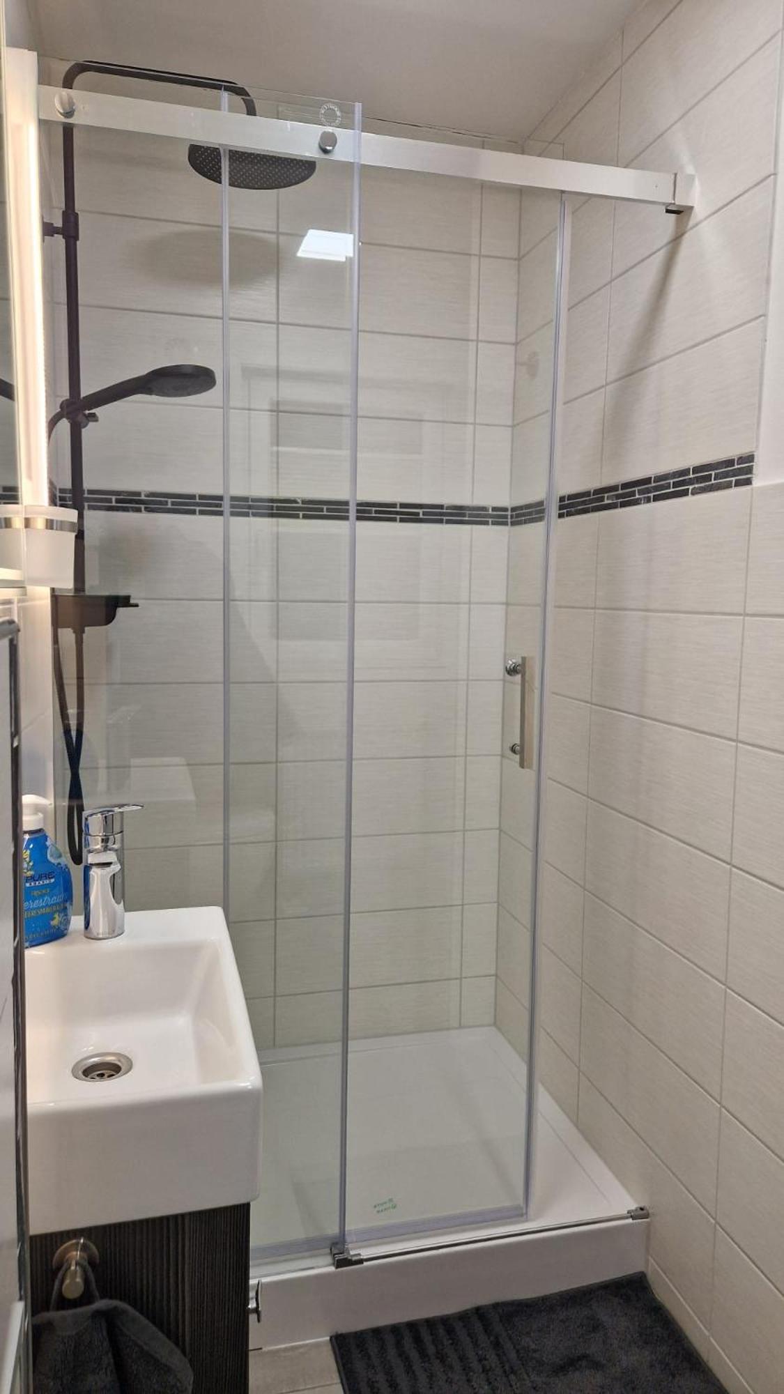 Ferienwohnung Oder Studio Dresden-Neustadt Inkl Parkplatz Mit Balkon Oder Terrasse Zewnętrze zdjęcie