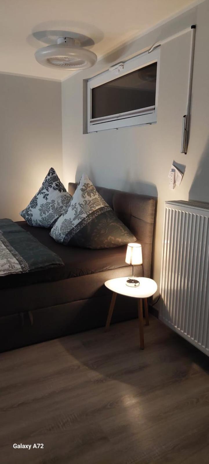 Ferienwohnung Oder Studio Dresden-Neustadt Inkl Parkplatz Mit Balkon Oder Terrasse Pokój zdjęcie
