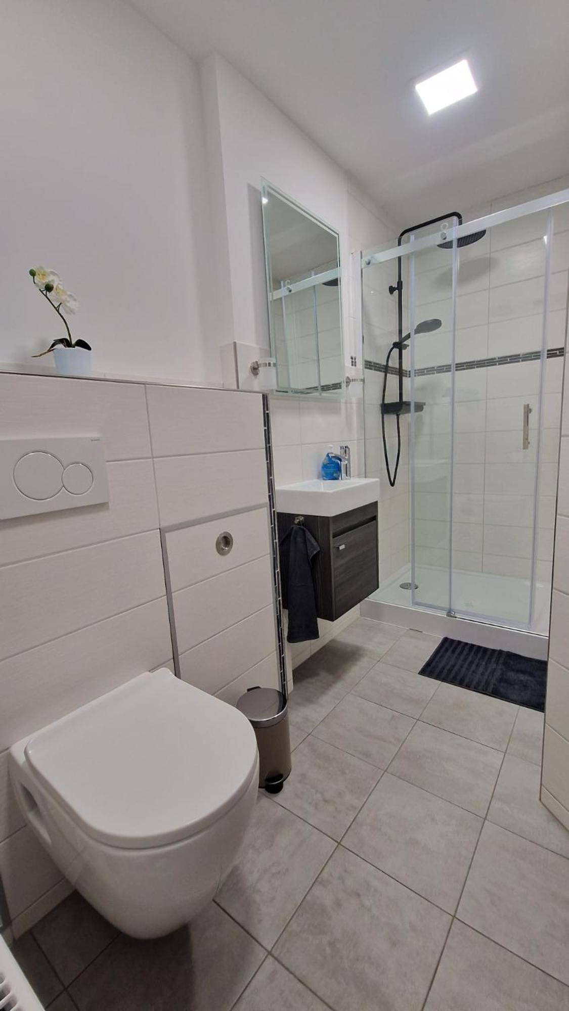 Ferienwohnung Oder Studio Dresden-Neustadt Inkl Parkplatz Mit Balkon Oder Terrasse Pokój zdjęcie