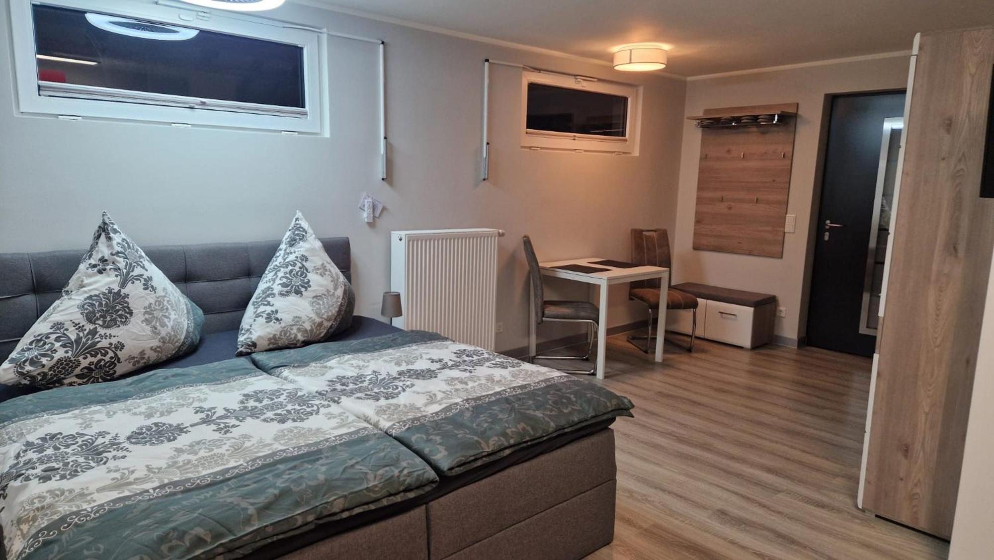 Ferienwohnung Oder Studio Dresden-Neustadt Inkl Parkplatz Mit Balkon Oder Terrasse Pokój zdjęcie