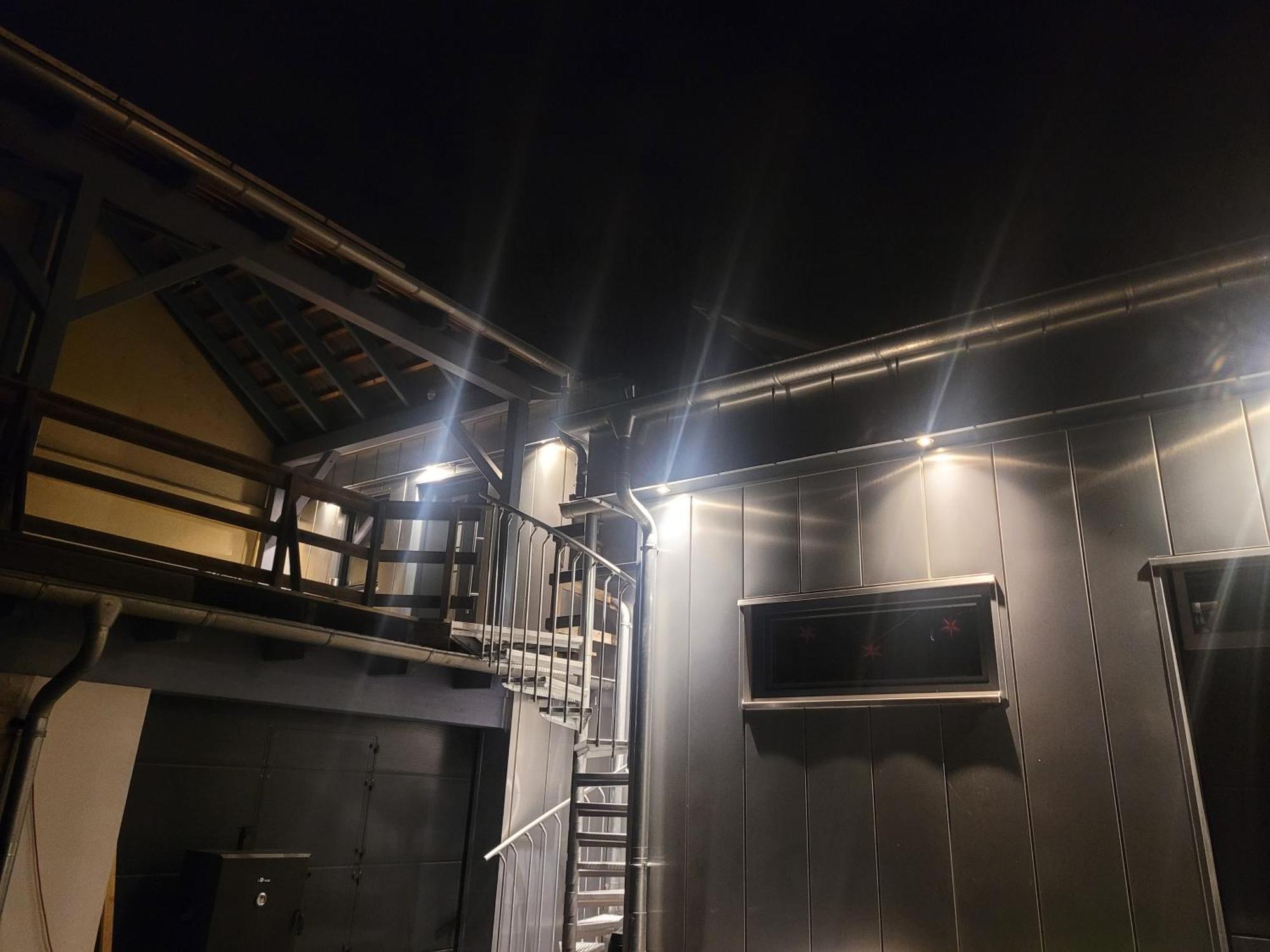 Ferienwohnung Oder Studio Dresden-Neustadt Inkl Parkplatz Mit Balkon Oder Terrasse Pokój zdjęcie